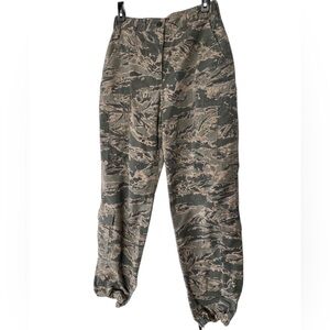 US Air Force Digital Camo Cargo Pants Womens Size 8 Tactical Combat Utility USAF